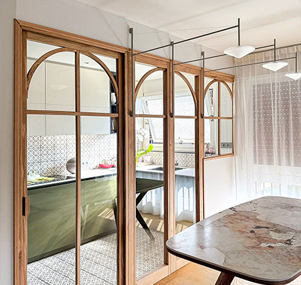 gallerie image pose verriere bois cuisine - Patchwork 7